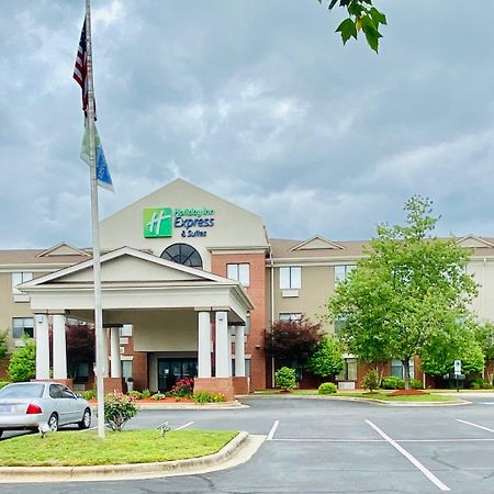 Holiday Inn Express & Suites Reidsville By Ihg Bagian luar foto