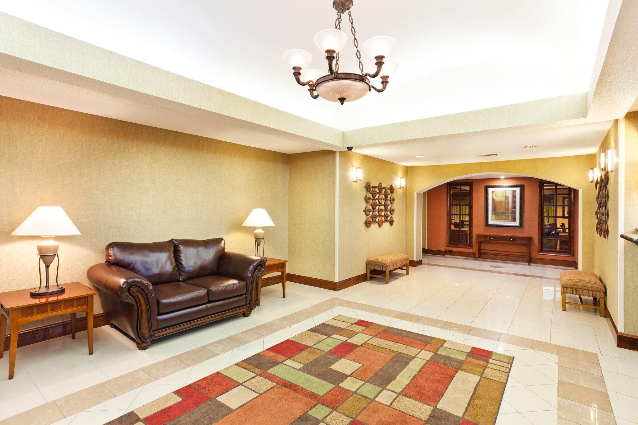 Holiday Inn Express & Suites Reidsville By Ihg Bagian luar foto