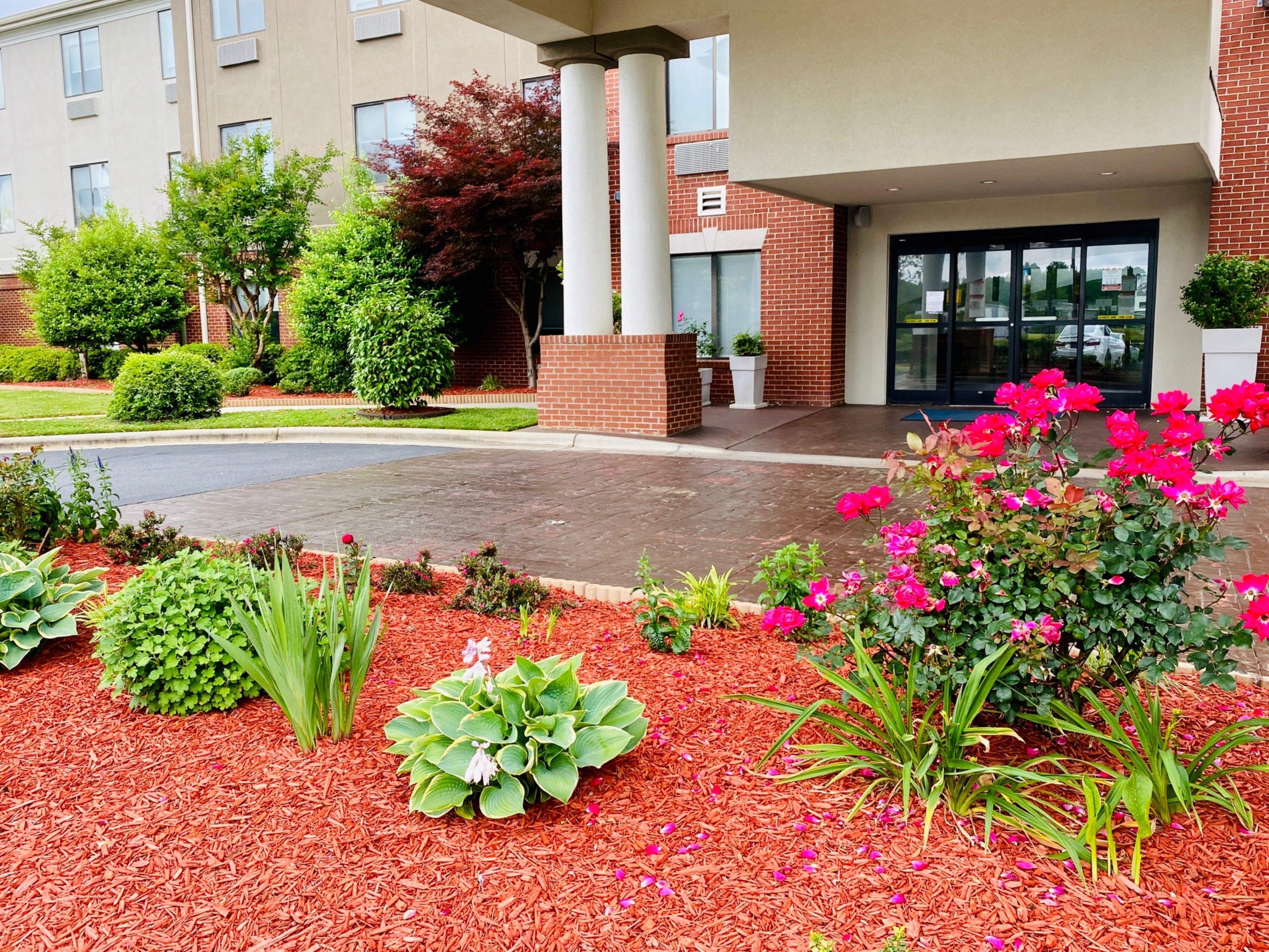 Holiday Inn Express & Suites Reidsville By Ihg Bagian luar foto