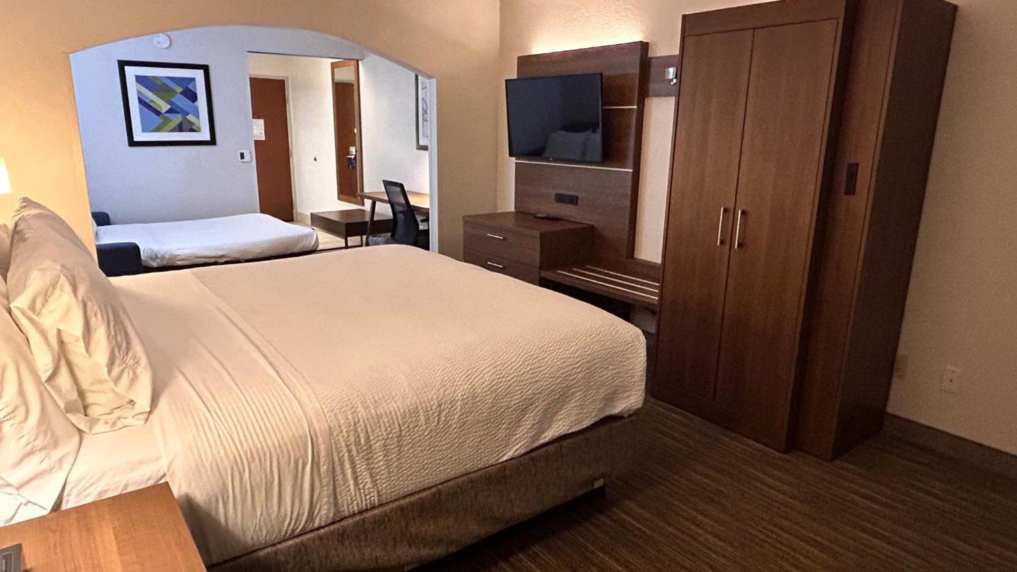 Holiday Inn Express & Suites Reidsville By Ihg Bagian luar foto