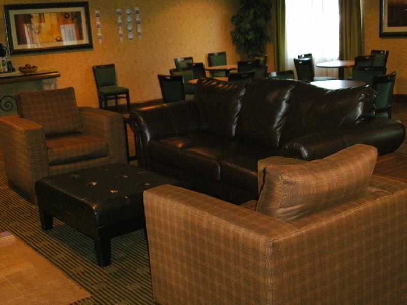 Holiday Inn Express & Suites Reidsville By Ihg Bagian luar foto